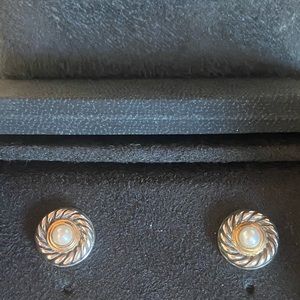 RETIRED Authentic David Yurman Pearl Cookie Studs